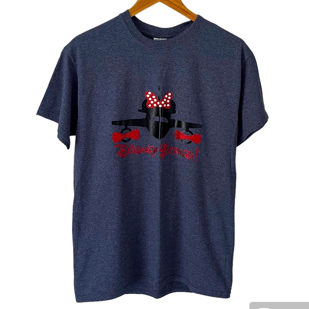 Gildan Ultra Cotton Navy Blue Minnie Mouse Plane “Disney Bound” Tee Size Medium